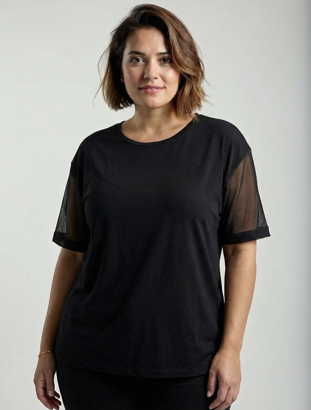 Juoda stilinga palaidine